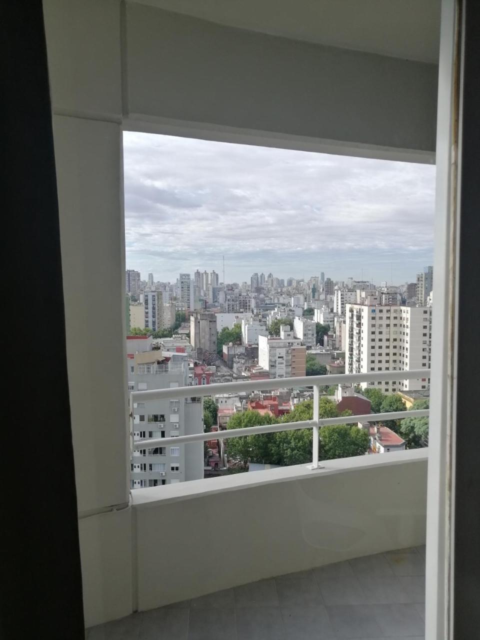 Petit Apartment en Avenida Belgrano Buenos Aires Buitenkant foto
